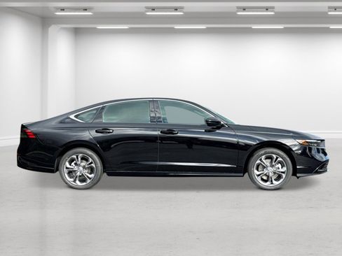 New 2026 Honda Accord EX-L image 2