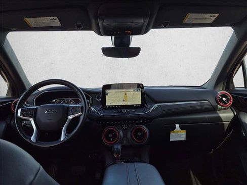 Used 2024 Chevrolet Blazer RS w/ Driver Confidence II Package FWD image 11