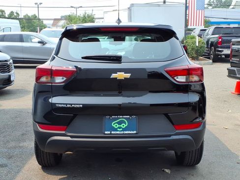 Certified 2023 Chevrolet TrailBlazer LS FWD image 5