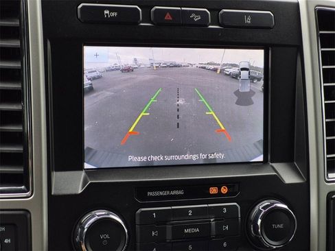 Used 2020 Ford F250 Lariat w/ Lariat Ultimate Package image 21