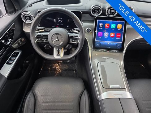 Used 2025 Mercedes-Benz GLC 43 AMG 4MATIC image 13