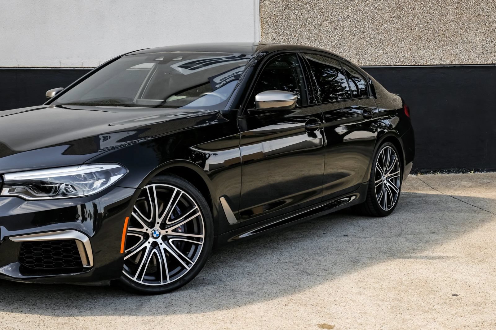 Used 2020 BMW M550i xDrive AWD/4WD image 6