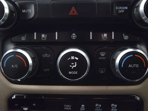 Used 2022 RAM 2500 Laramie image 33