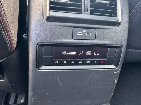 Used 2024 MAZDA CX-90 3.3 Turbo w/ Preferred Plus AWD/4WD image 13