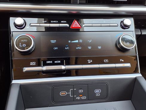 New 2026 Hyundai Santa Fe SE image 6