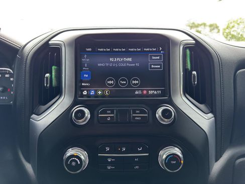 Used 2020 GMC Sierra 1500 SLE w/ Remote Start Package AWD/4WD image 25