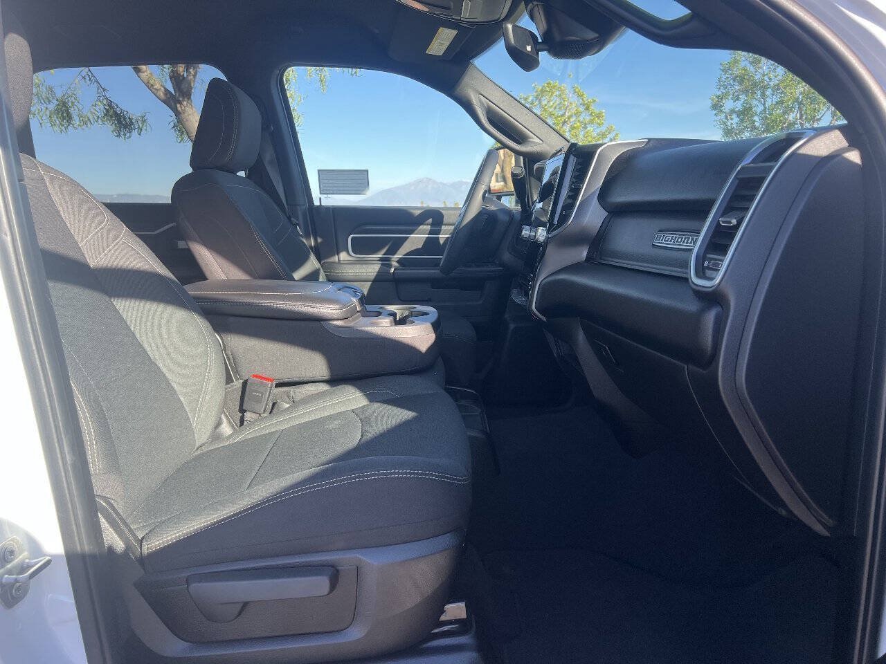 Used 2025 RAM 2500 Big Horn AWD/4WD image 31