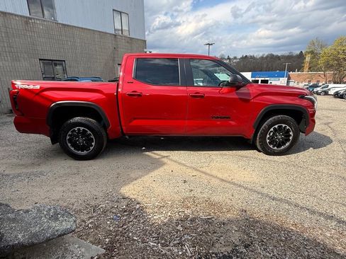 Used 2025 Toyota Tundra SR5 w/ TRD Off-Road Package AWD/4WD image 7