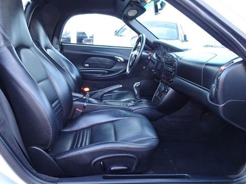 Used 2001 Porsche Boxster image 19