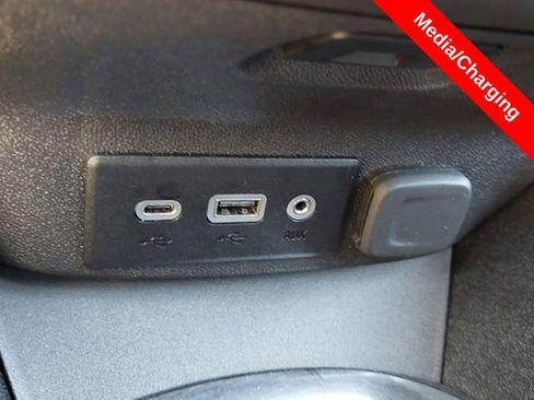 Used 2024 Chevrolet Malibu LT FWD image 20
