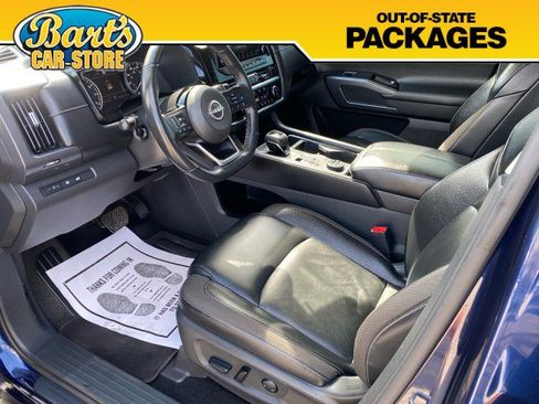 Used 2022 Nissan Pathfinder SL AWD/4WD image 29