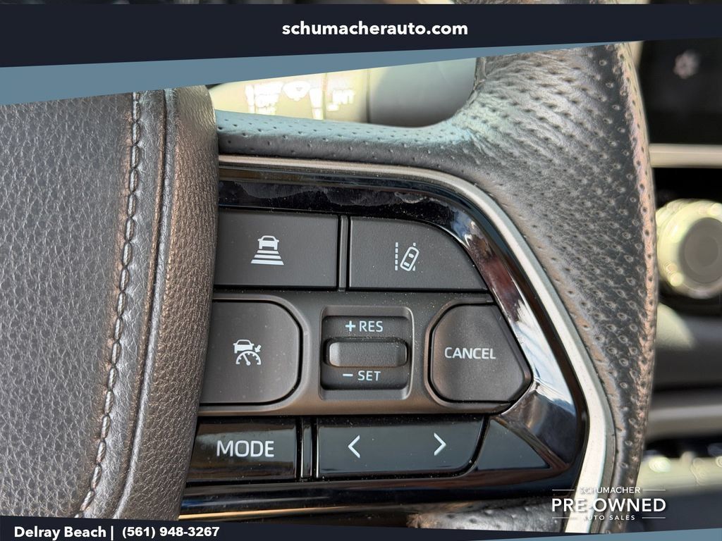 Used 2023 Toyota Tundra Limited AWD/4WD image 29