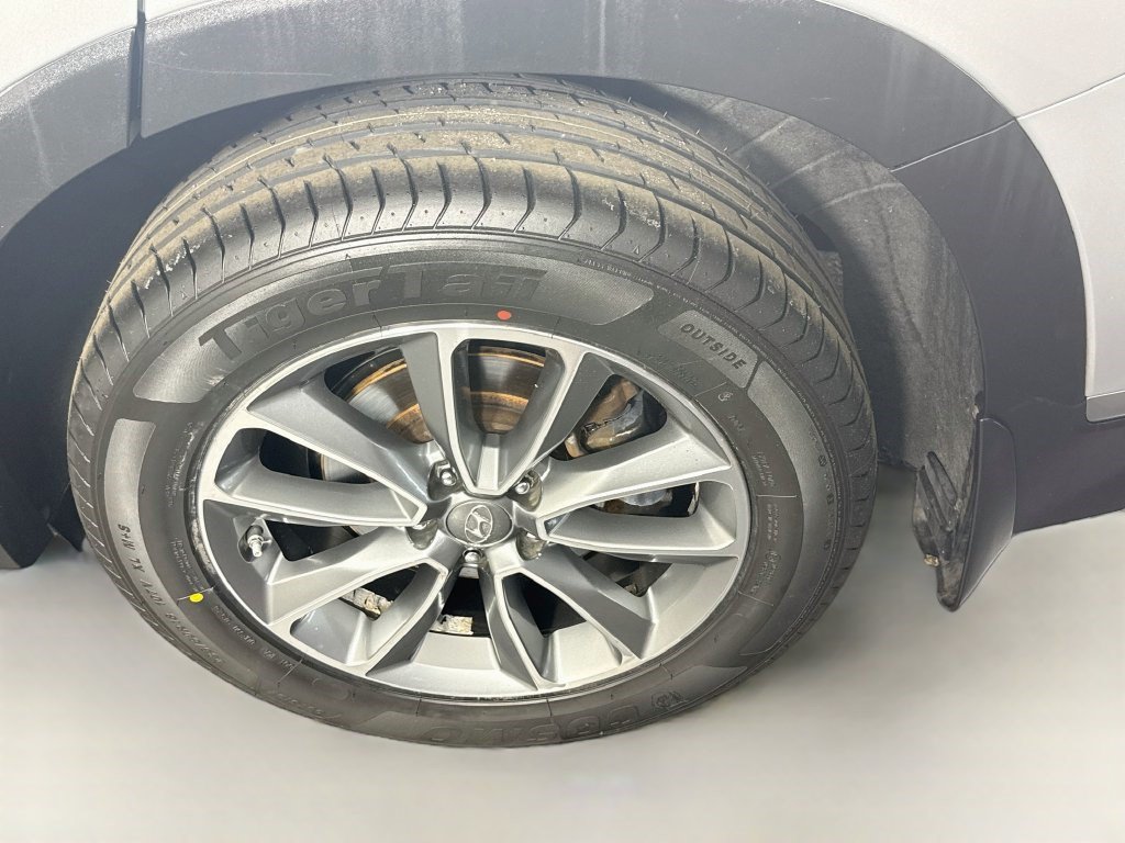 Used 2019 Hyundai Santa Fe SEL FWD image 36