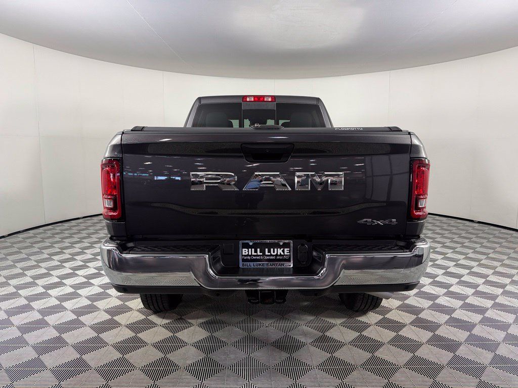 Used 2025 RAM 2500 Tradesman AWD/4WD image 5