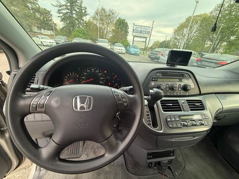 Used 2005 Honda Odyssey EX-L image 12