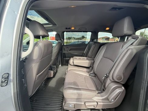 Used 2024 Honda Odyssey EX-L image 18