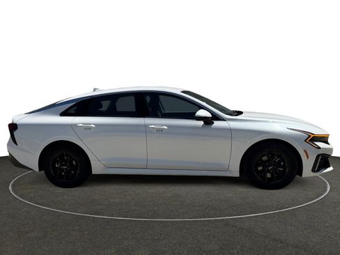 Used 2025 Kia K5 LXS FWD image 7