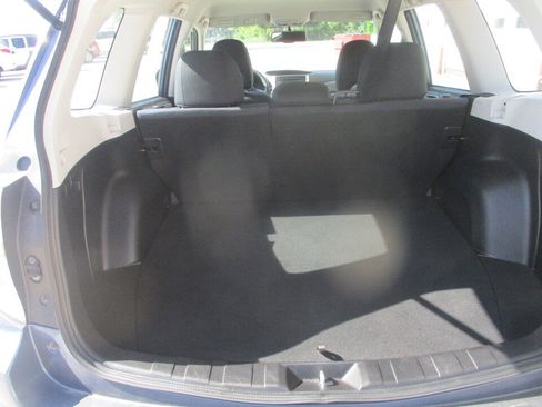 Used 2011 Subaru Forester 2.5X w/ Alloy Wheel Value Pkg AWD/4WD image 6