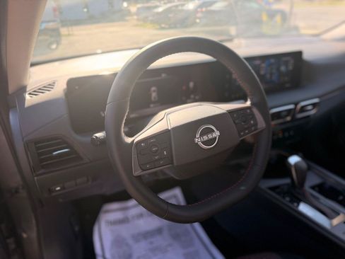 Used 2026 Nissan Sentra SR w/ Floor Mat Package FWD image 11