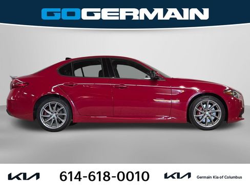 Used 2022 Alfa Romeo Giulia Sprint AWD/4WD image 7