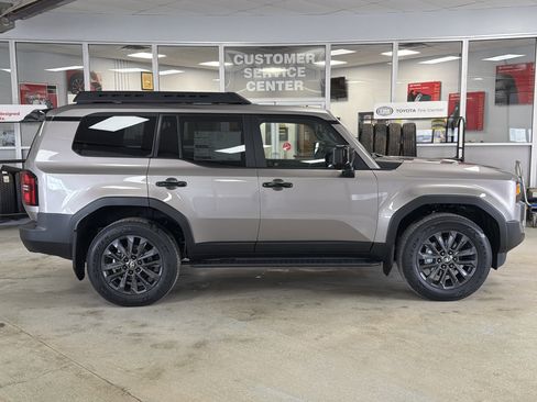 New 2026 Toyota Land Cruiser w/ Premium Package AWD/4WD image 6