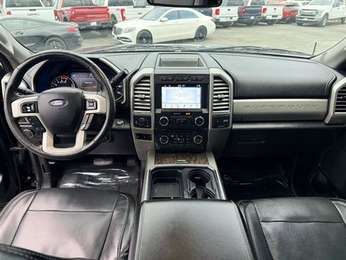 Used 2017 Ford F250 Lariat w/ Lariat Ultimate Package image 30