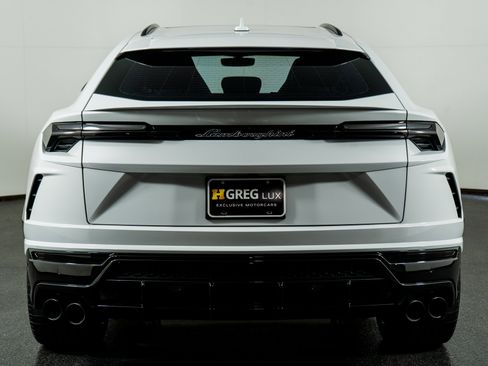 Used 2020 Lamborghini Urus image 10