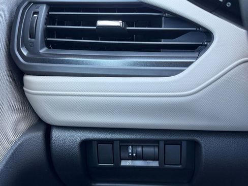New 2026 Subaru Forester AWD/4WD image 18