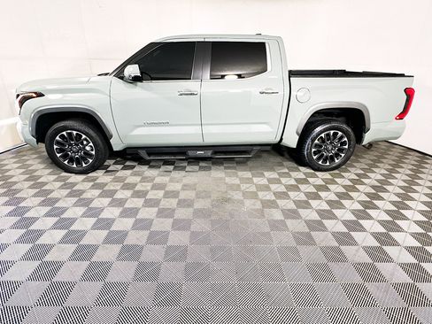 Used 2025 Toyota Tundra Limited AWD/4WD image 6
