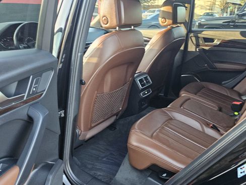 Used 2019 Audi Q5 2.0T Premium w/ Convenience Package image 20