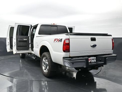 Used 2014 Ford F250 Lariat w/ Lariat Ultimate Package AWD/4WD image 49