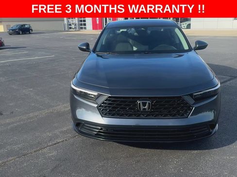 Used 2025 Honda Accord LX image 4