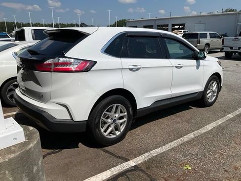 Used 2022 Ford Edge SEL w/ Convenience Package AWD/4WD image 5