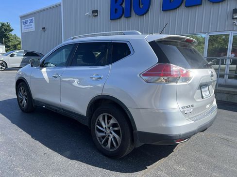 Used 2015 Nissan Rogue SL w/ SL Premium Package AWD/4WD image 3