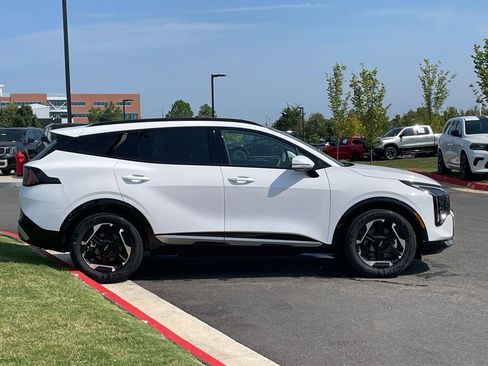 New 2026 Kia Sportage SX image 9