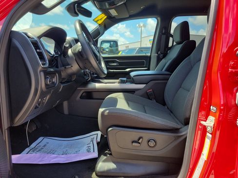 Used 2024 RAM 1500 Big Horn RWD image 12