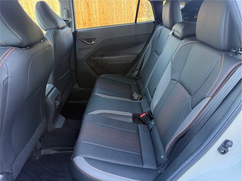 Used 2024 Subaru Crosstrek 2.5i Limited w/ Crosstrek Mirror Package image 32
