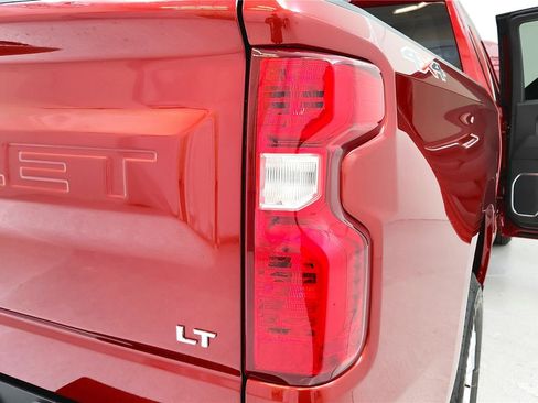 Used 2023 Chevrolet Silverado 1500 LT AWD/4WD image 27