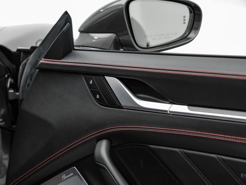 Used 2023 Porsche 911 Turbo S AWD/4WD image 91