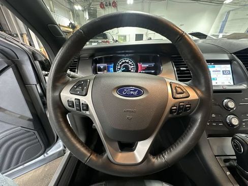 Used 2016 Ford Taurus SEL w/ Equipment Group 201A FWD image 15