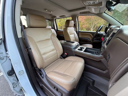 Used 2017 GMC Sierra 1500 Denali image 33