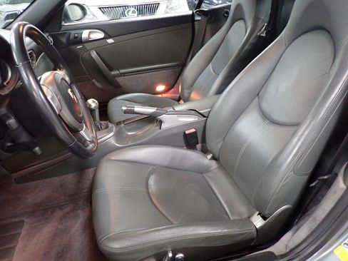 Used 2006 Porsche 911 Carrera S image 9