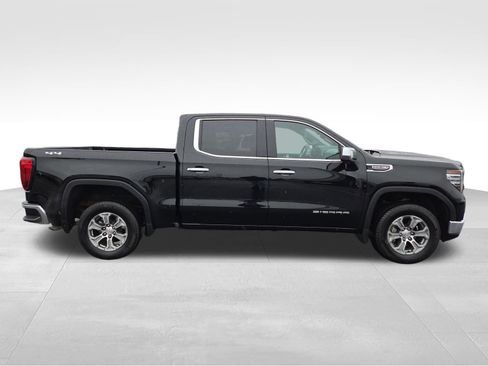 Certified 2025 GMC Sierra 1500 SLT image 2
