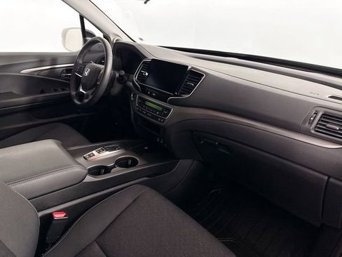 Certified 2024 Honda Ridgeline Sport image 17