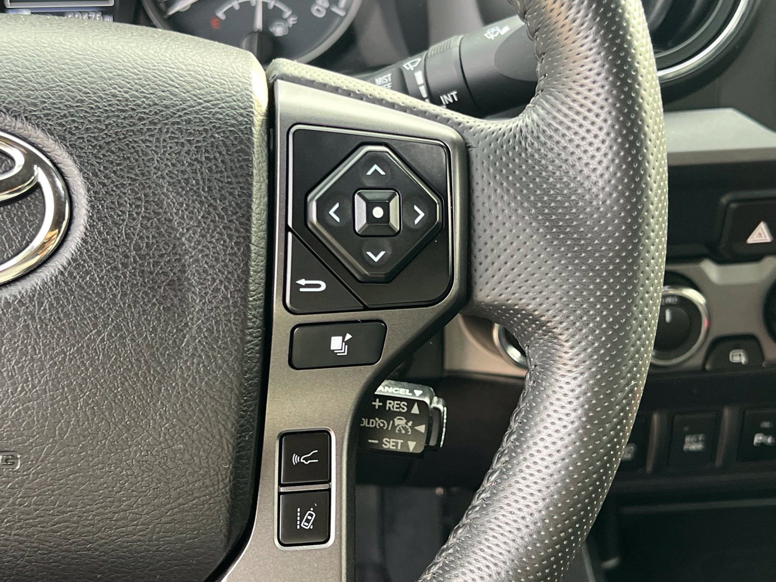 Used 2021 Toyota Tacoma TRD Pro AWD/4WD image 27