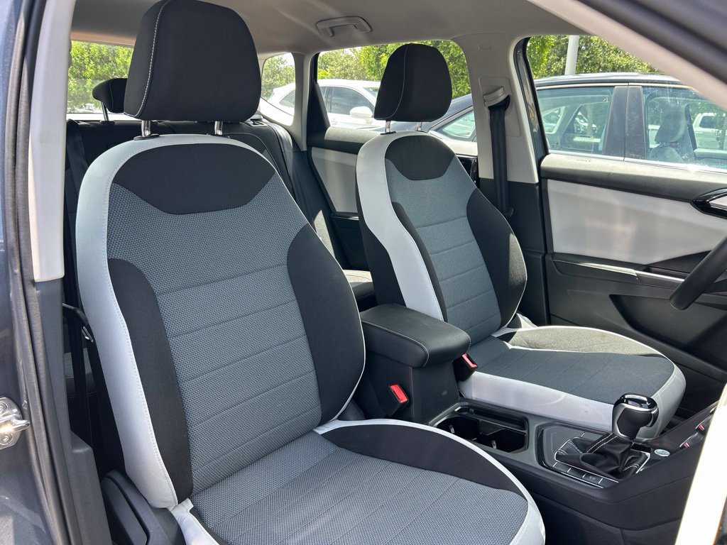 Certified 2025 Volkswagen Taos S FWD image 41