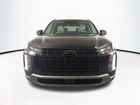 Used 2023 Hyundai Palisade Limited FWD image 3