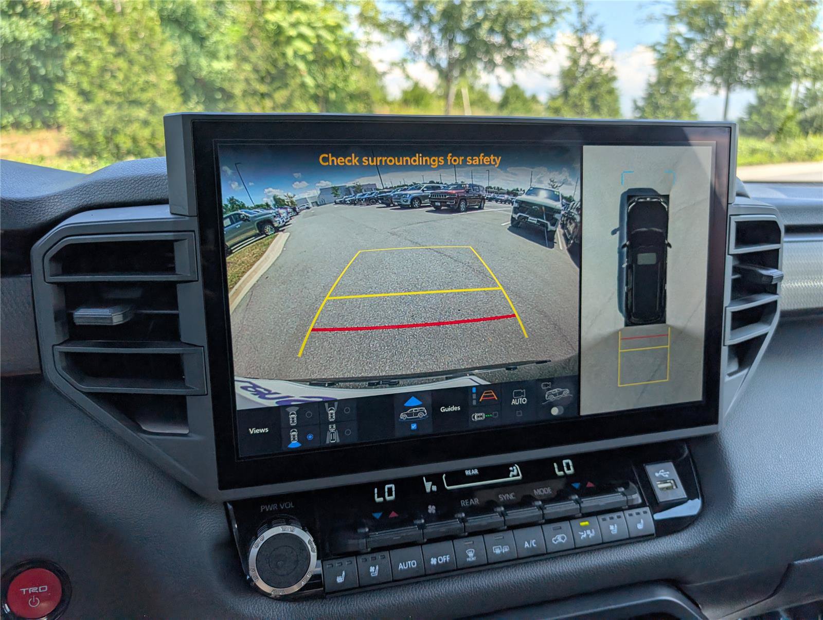 Used 2025 Toyota Sequoia TRD Pro AWD/4WD image 31