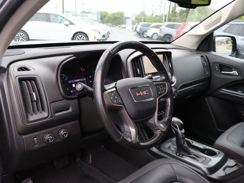 Used 2022 GMC Canyon AT4 w/ Trailering Package AWD/4WD image 16