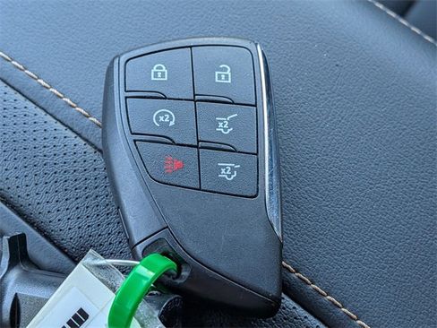 Used 2021 GMC Yukon AT4 image 33